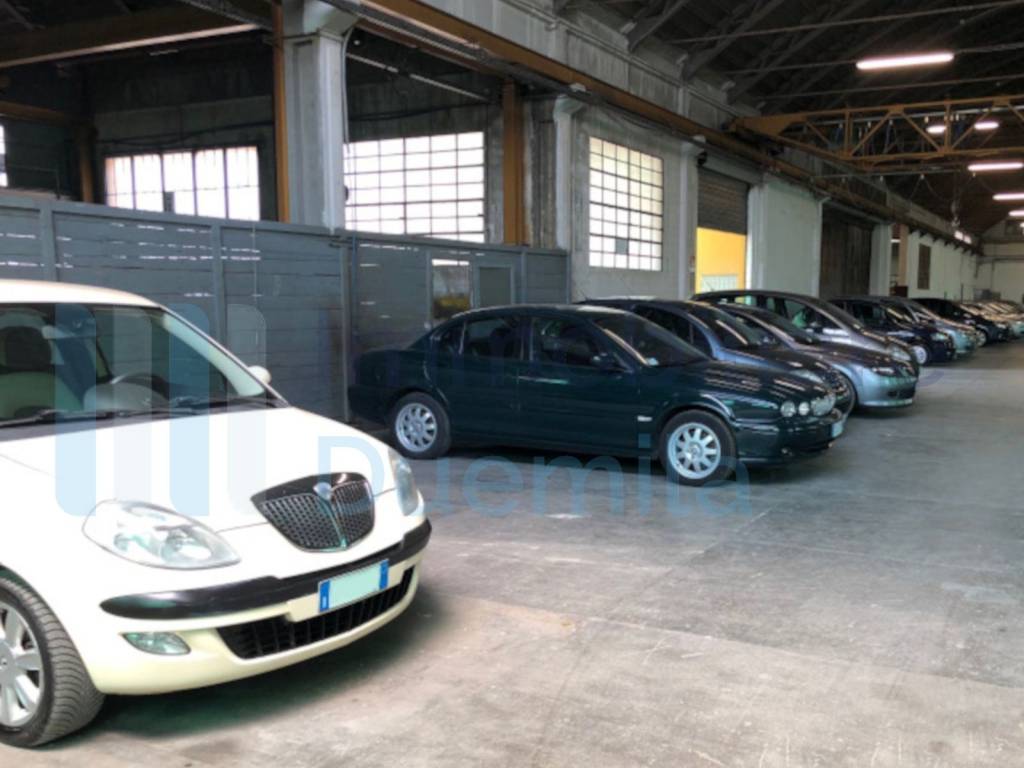 negozio in vendita a San Lazzaro di Savena in zona Idice