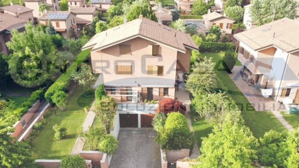 casa indipendente in vendita a San Lazzaro di Savena