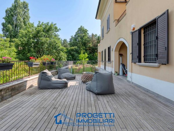 casa indipendente a San Lazzaro di Savena in zona Martiri di Pizzocalvo