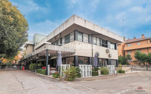 negozio in vendita a San Lazzaro di Savena