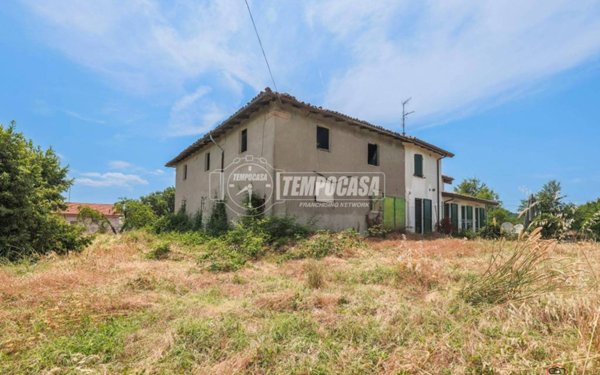 casa indipendente a San Lazzaro di Savena in zona Martiri di Pizzocalvo