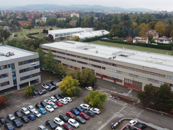 locale commerciale in vendita a San Lazzaro di Savena