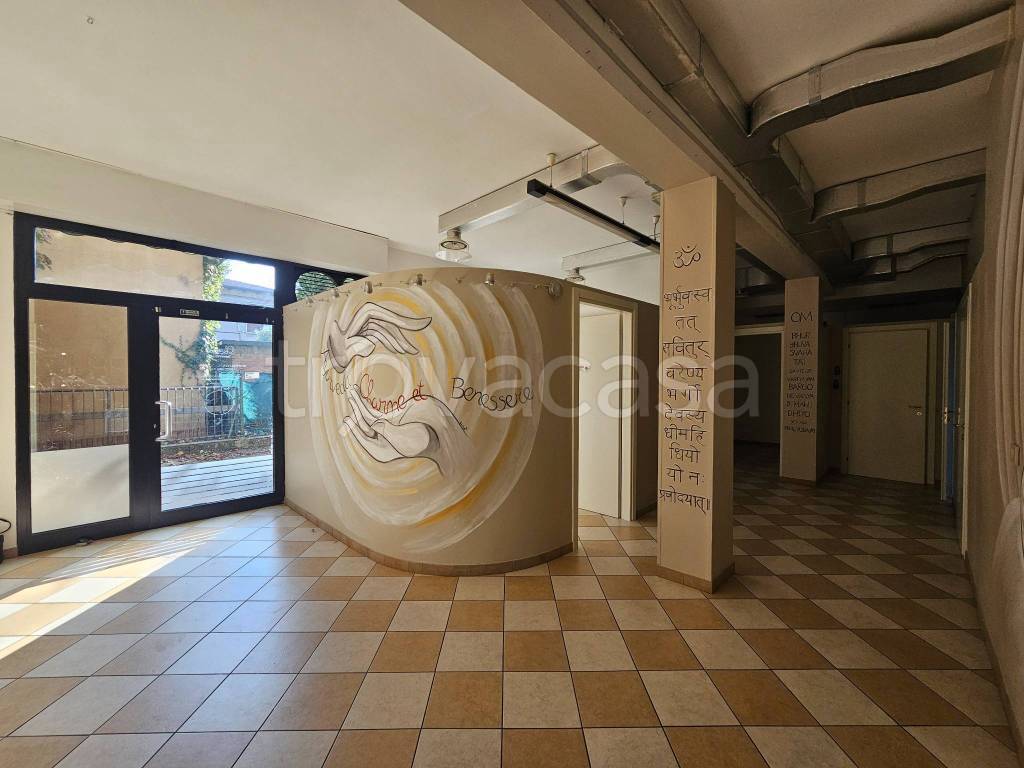negozio in vendita a San Lazzaro di Savena in zona Idice