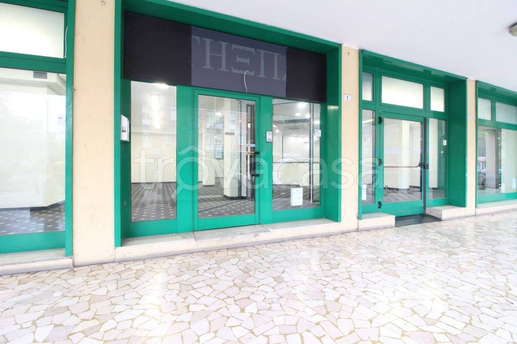 negozio in vendita a San Lazzaro di Savena