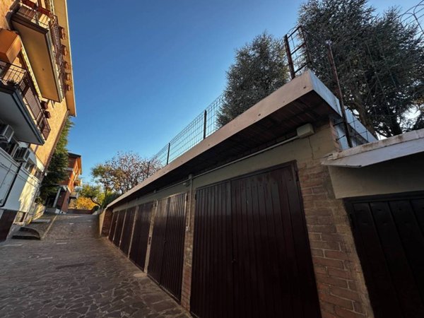 locale di sgombero in vendita a San Lazzaro di Savena in zona Idice