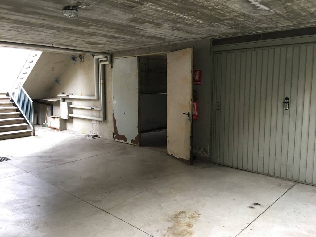 locale commerciale in vendita a San Lazzaro di Savena
