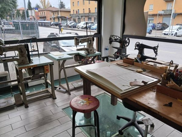 locale commerciale in vendita a San Lazzaro di Savena