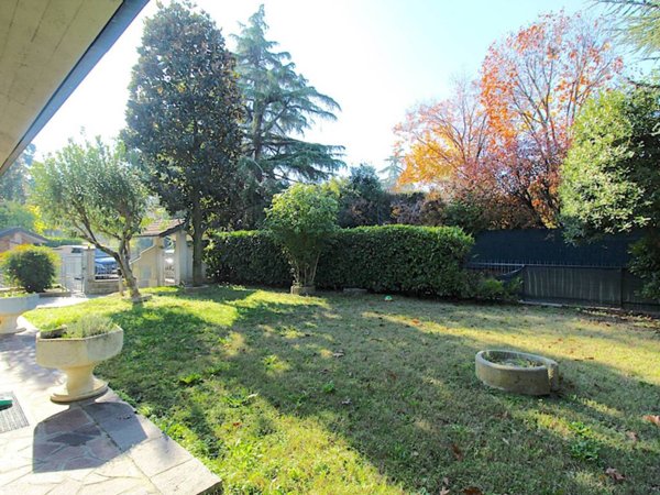 appartamento in vendita a San Lazzaro di Savena in zona Martiri di Pizzocalvo