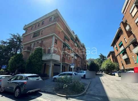 negozio in vendita a San Lazzaro di Savena