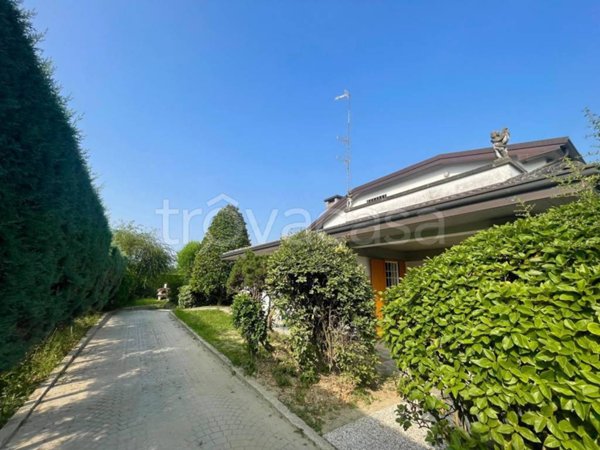 casa indipendente in vendita a San Lazzaro di Savena in zona Farneto