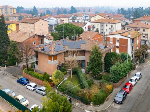 casa indipendente in vendita a San Lazzaro di Savena