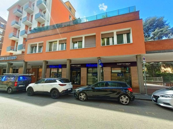 negozio in vendita a San Lazzaro di Savena