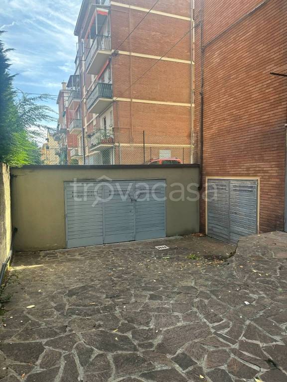 locale commerciale in vendita a San Lazzaro di Savena