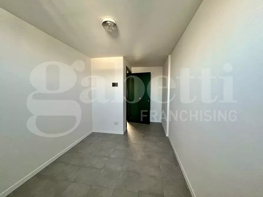 locale commerciale in vendita a San Lazzaro di Savena