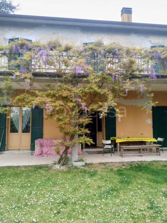 casa indipendente in vendita a San Lazzaro di Savena in zona Castel dei Britti