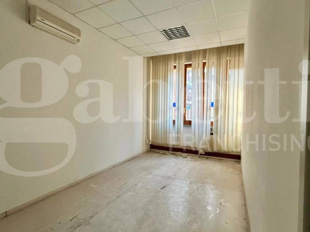 ufficio in vendita a San Lazzaro di Savena