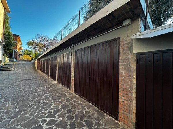 locale di sgombero in vendita a San Lazzaro di Savena in zona Idice