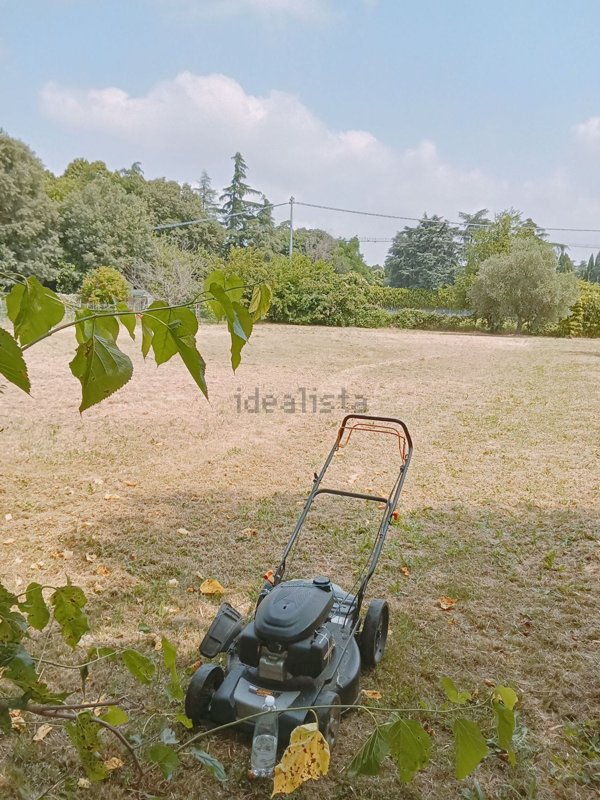 locale di sgombero in vendita a San Lazzaro di Savena