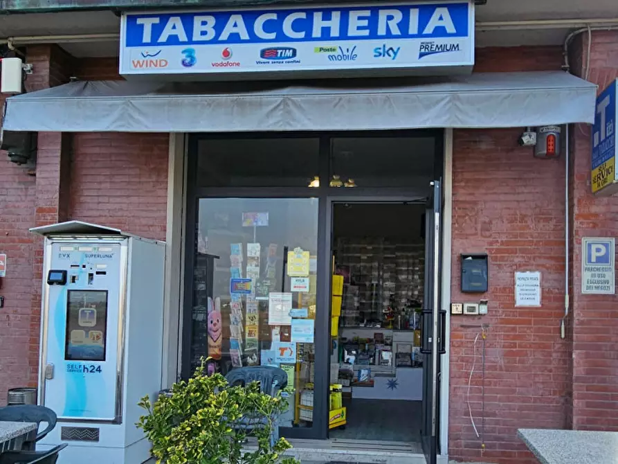 negozio in vendita a San Lazzaro di Savena