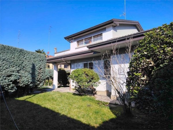 casa indipendente in vendita a San Lazzaro di Savena