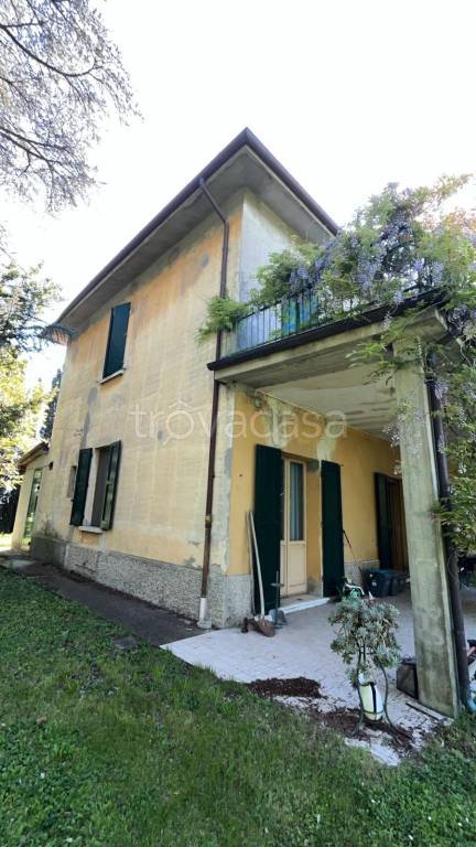 casa indipendente in vendita a San Lazzaro di Savena in zona Castel dei Britti