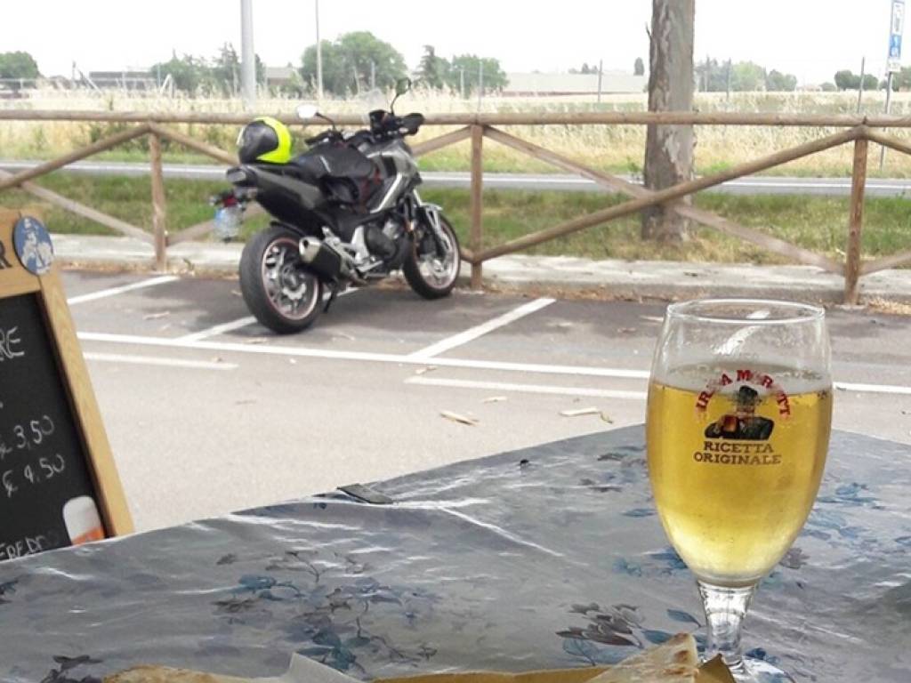 negozio in vendita a San Lazzaro di Savena in zona Castel dei Britti
