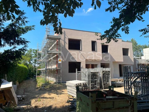 casa indipendente in vendita a San Lazzaro di Savena in zona Borgatella