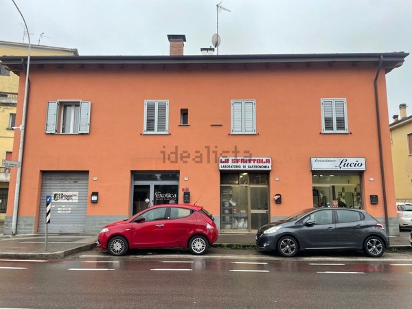locale commerciale in vendita a San Lazzaro di Savena in zona Idice