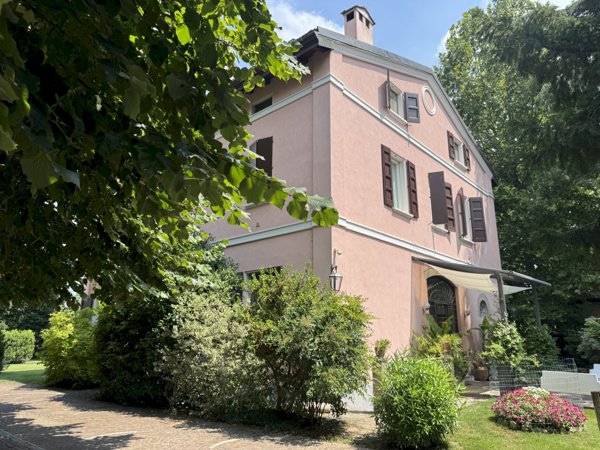casa indipendente in vendita a San Lazzaro di Savena
