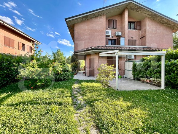 casa indipendente in vendita a San Lazzaro di Savena in zona Idice