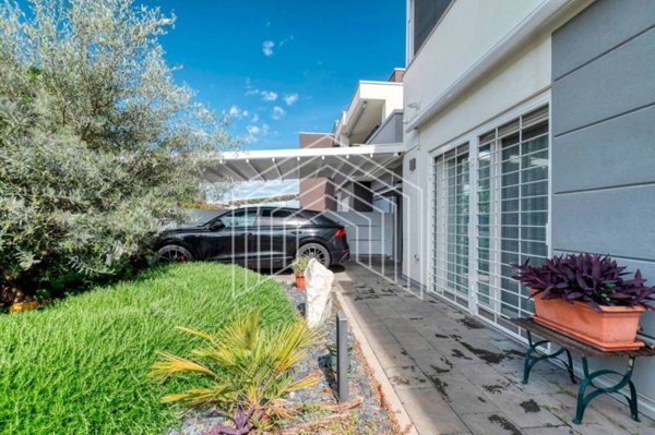 casa indipendente in vendita a San Lazzaro di Savena