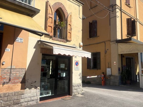 locale commerciale in vendita a San Lazzaro di Savena