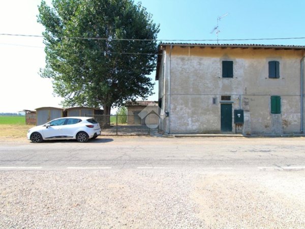 casa semindipendente in vendita a San Pietro in Casale