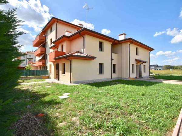 casa indipendente in vendita a San Pietro in Casale