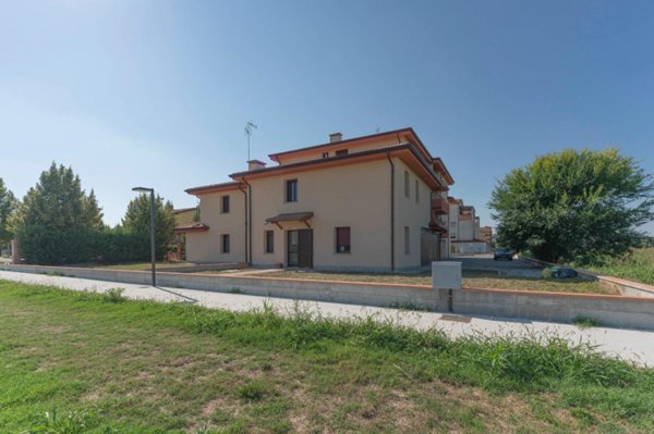 casa indipendente in vendita a San Pietro in Casale