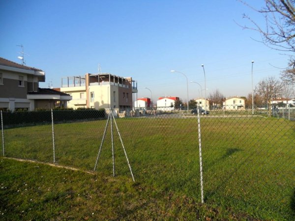casa indipendente in vendita a San Pietro in Casale