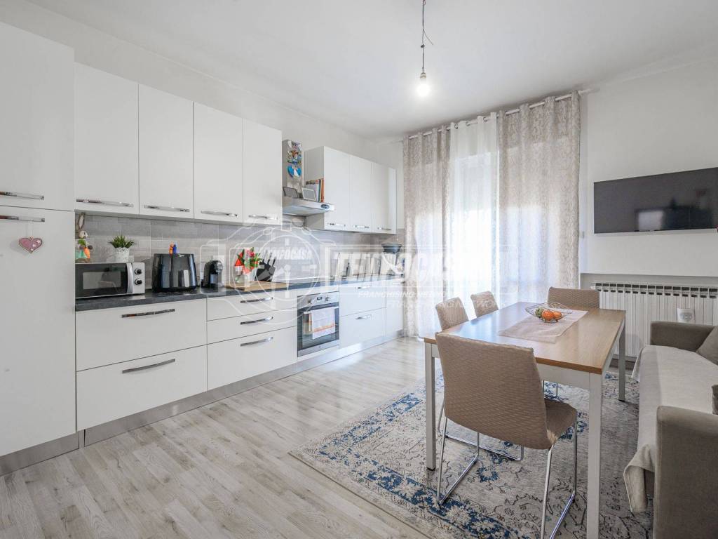 casa indipendente in vendita a San Pietro in Casale in zona Sant'Alberto