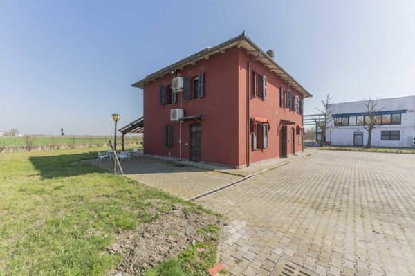 casa indipendente in vendita a San Pietro in Casale