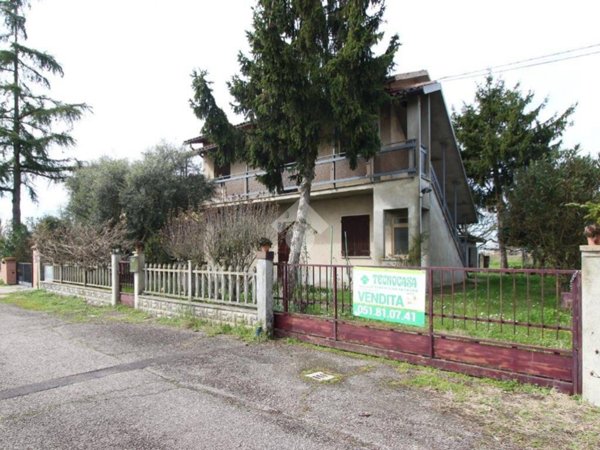 casa indipendente in vendita a San Pietro in Casale