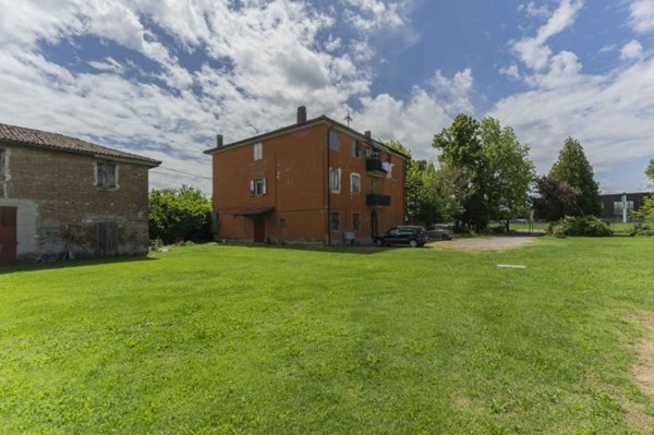 casa indipendente in vendita a San Pietro in Casale