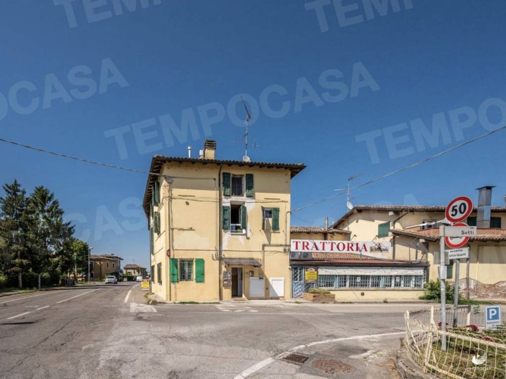 appartamento in vendita a San Pietro in Casale in zona Maccaretolo