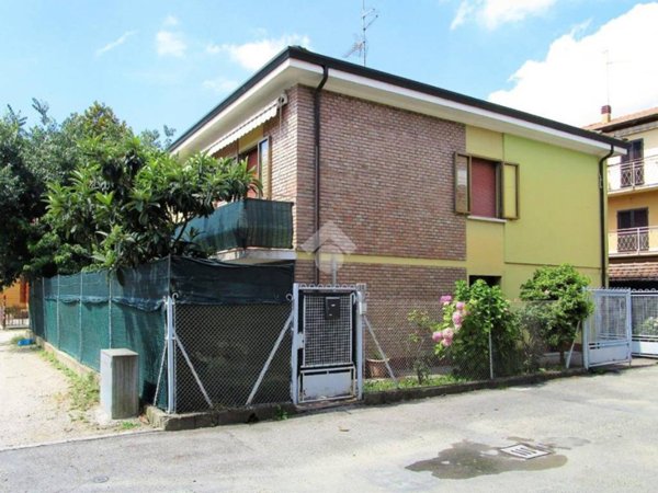 casa indipendente in vendita a San Pietro in Casale