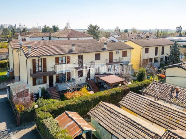casa indipendente in vendita a San Pietro in Casale in zona Gavaseto