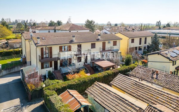 casa indipendente in vendita a San Pietro in Casale in zona Gavaseto
