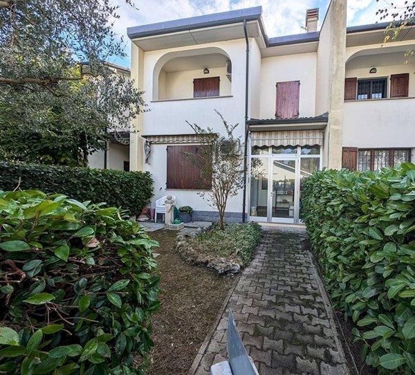 casa indipendente in vendita a San Pietro in Casale