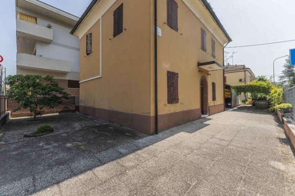 casa indipendente in vendita a San Pietro in Casale