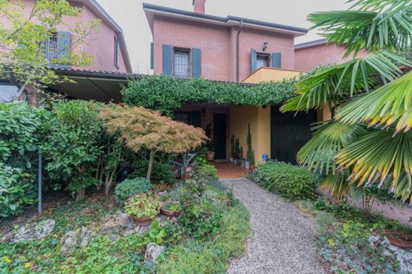 casa indipendente in vendita a San Pietro in Casale