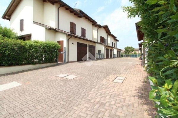 casa indipendente in vendita a San Pietro in Casale
