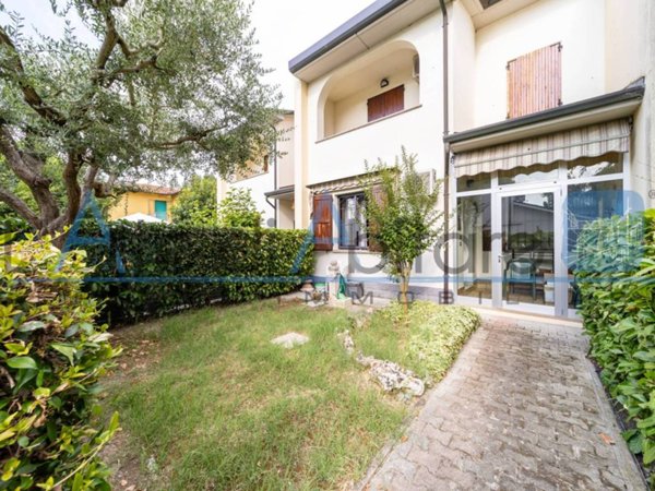 casa indipendente in vendita a San Pietro in Casale in zona Gavaseto