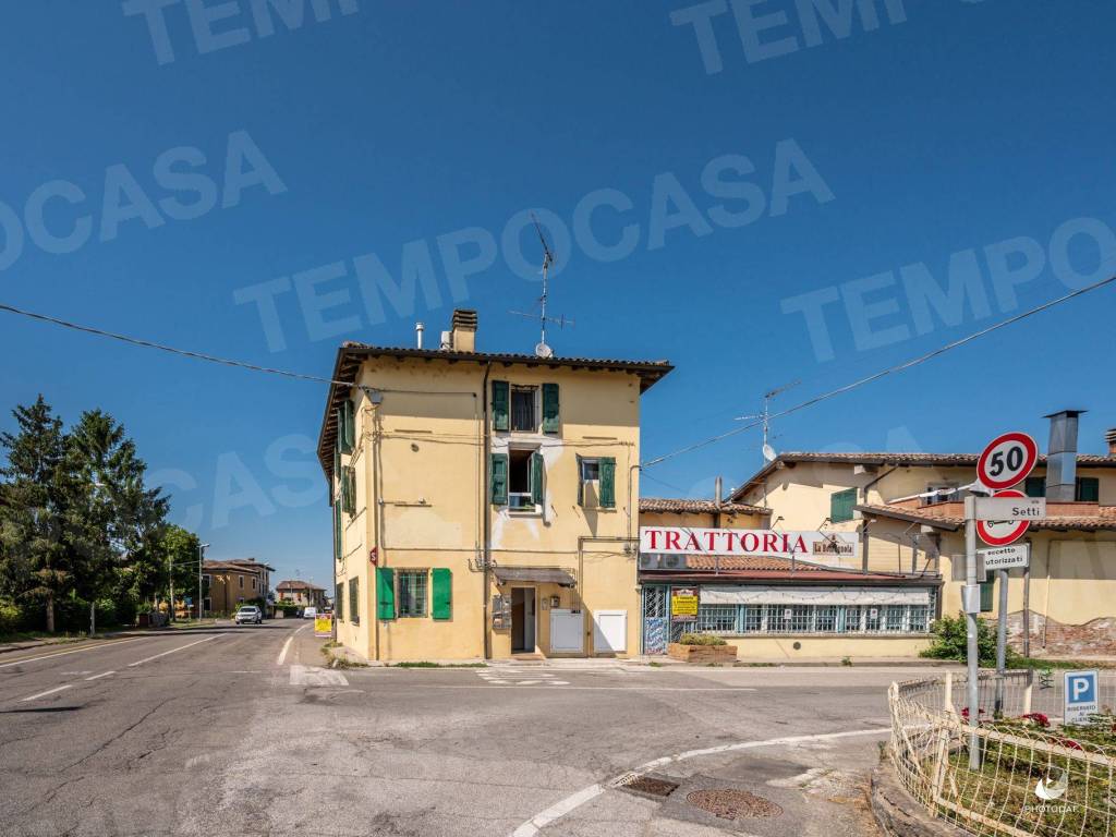 appartamento in vendita a San Pietro in Casale in zona Maccaretolo